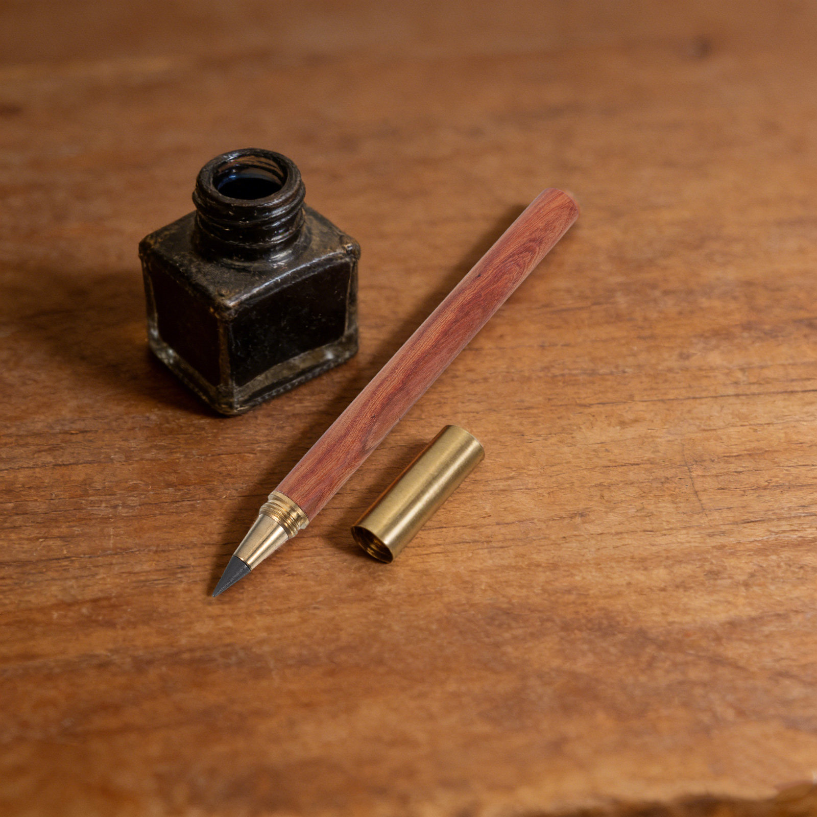 インクを使わない木製鉛筆。削る必要がなく、折れにくく、繰り返 - Writing Tools のレビューと価格